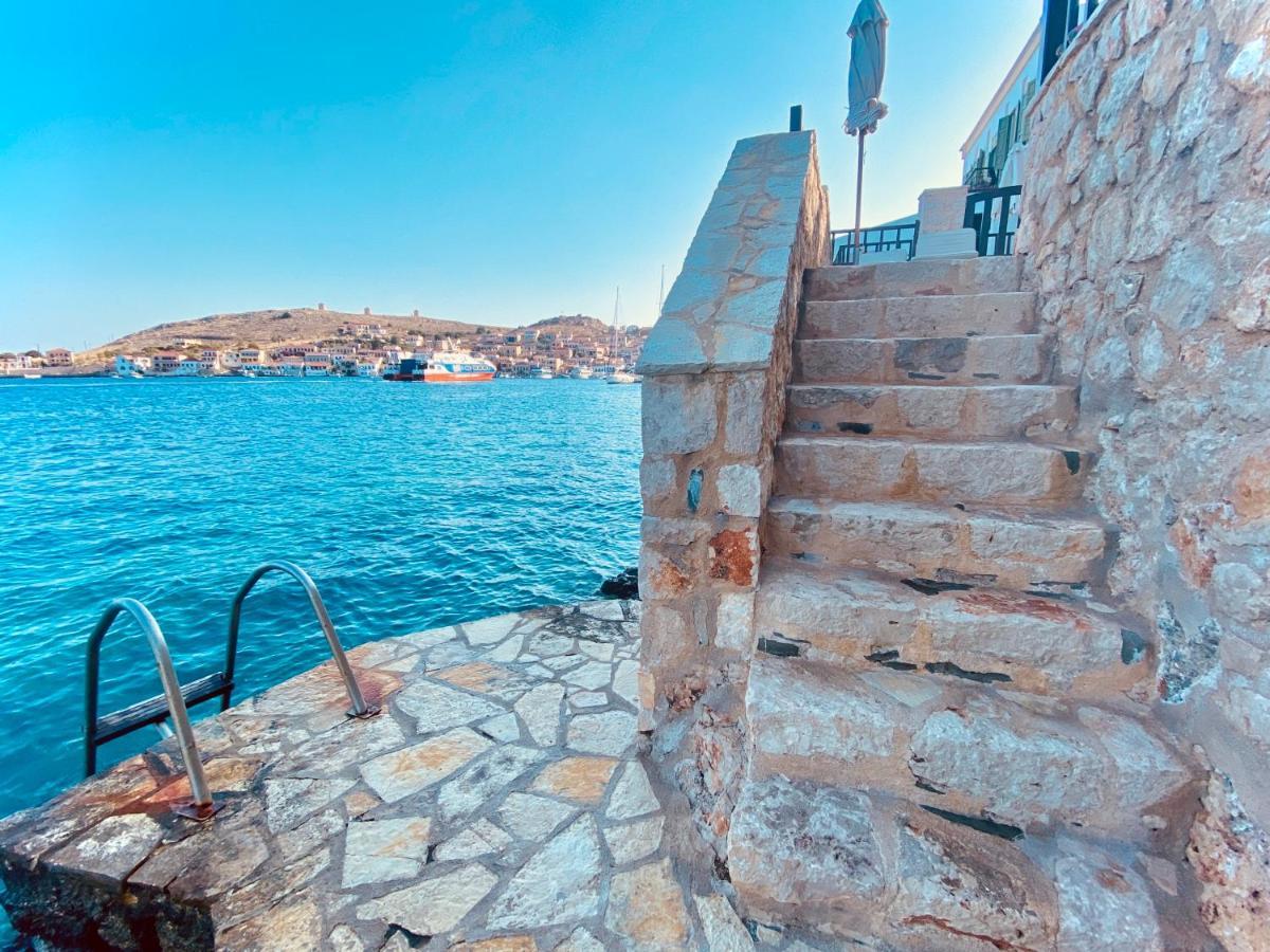 Villa Amalia Chalki Town Exteriör bild