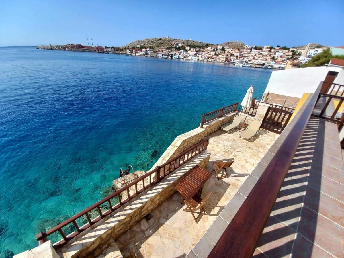 Villa Amalia Chalki Town Exteriör bild