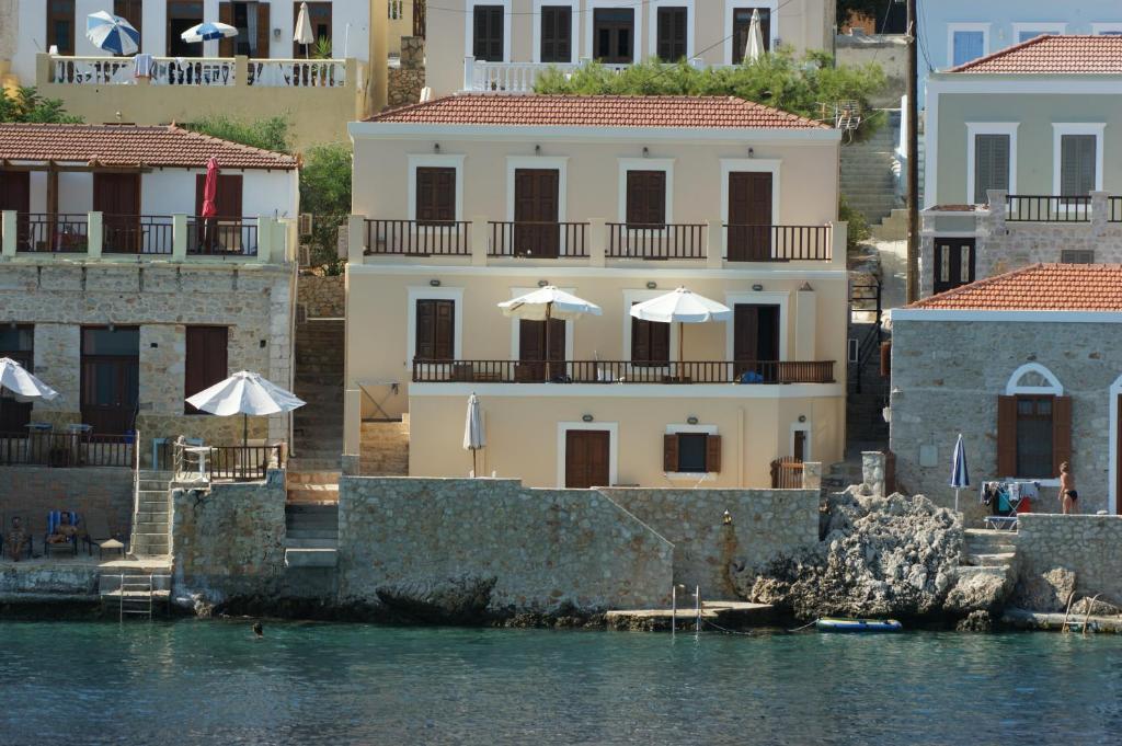 Villa Amalia Chalki Town Exteriör bild