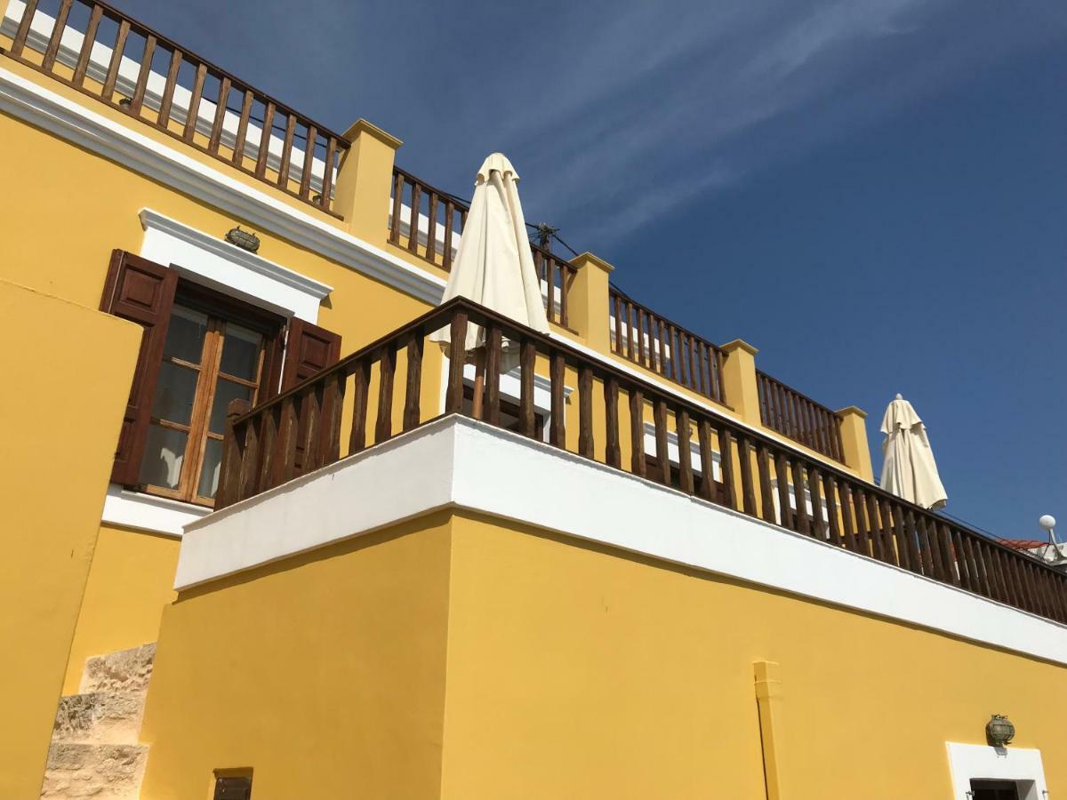 Villa Amalia Chalki Town Exteriör bild